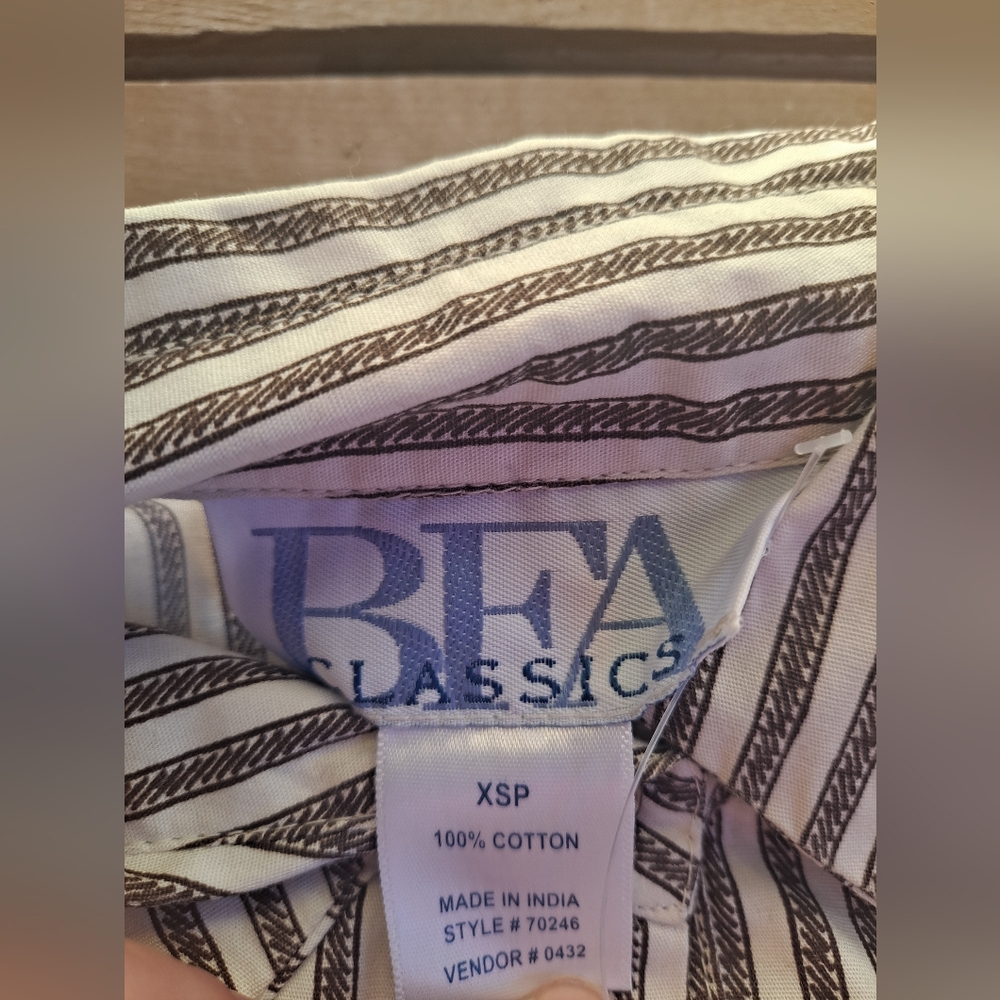 BFA Classic women’s Strip Tie Blouse - Picture 2 of 5